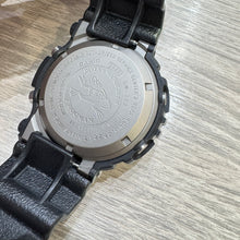 Load image into Gallery viewer, Casio G SHOCK 2002 "GOLD DEFENDER" Super Rare Frogman GW-200GM