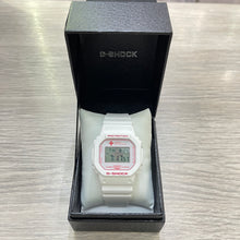 Load image into Gallery viewer, Casio G SHOCK 2017 x "JAPAN RED CROSS" 140th Anniversary Limited Edition DW-5600VT 日本赤十字社限定