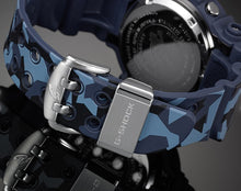 Load image into Gallery viewer, Casio G SHOCK "MEN IN CAMOUFLAGE" Frogman GF-8250CM