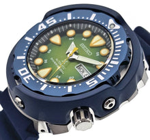 Load image into Gallery viewer, Seiko PROSPEX x "GREEN SEA TURTLE" Asia Exclusive Diver's Watch SRPA99K1