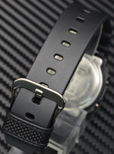 Load image into Gallery viewer, Casio G SHOCK 2011 x "GLOBE" Capsule collection Surfing and skateboarding Brand of Australia GRX-5600GE