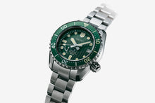 Load image into Gallery viewer, Seiko PROSPEX LX LINE Limited Edition 2020 "ANTARTIC" Spring Drive Titanium Divers Watch With textured Green Dial SNR045J1
