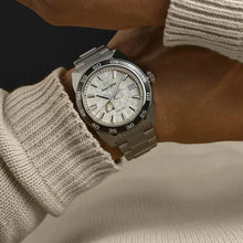 Load image into Gallery viewer, Grand Seiko GS Sports Collection &quot;The Tokyo Lion&quot; Spring Drive Caliber 9R65 SBGA413