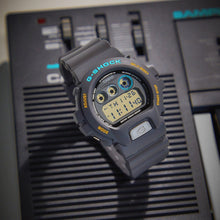Load image into Gallery viewer, Casio G SHOCK 2020 x &quot;JOHN MAYER&quot; &amp; HODINKEE Inspired Casio SK-5 keyboard DW-6900JM20-8