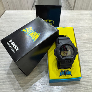 Casio G SHOCK 2007 x "DC Comics" "Batman Dark Knight" Japan Exclusive Model DW-6900BBAT