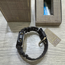 Load image into Gallery viewer, Casio G SHOCK 2006 x Japanese fashion Brand "Nano Universe" Exclusive (Brwon Gold) DW-5600NU-9