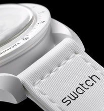 Load image into Gallery viewer, Omega x swatch x Snoopy MISSION to MOONPHASE Secret Moonswatch white S033W700