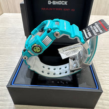 Load image into Gallery viewer, Casio G SHOCK 2017 x &quot;MASTER in MARINE BLUE&quot; Frogman GWF-D1000MB-3JR