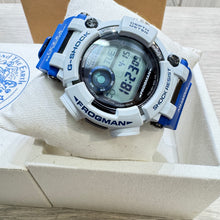 Load image into Gallery viewer, Casio G SHOCK 2016  x &quot;ICERC&quot; Love the Sea and the Earth dolphin Frogman Japan Exclusive GWF-D1000K-7JR