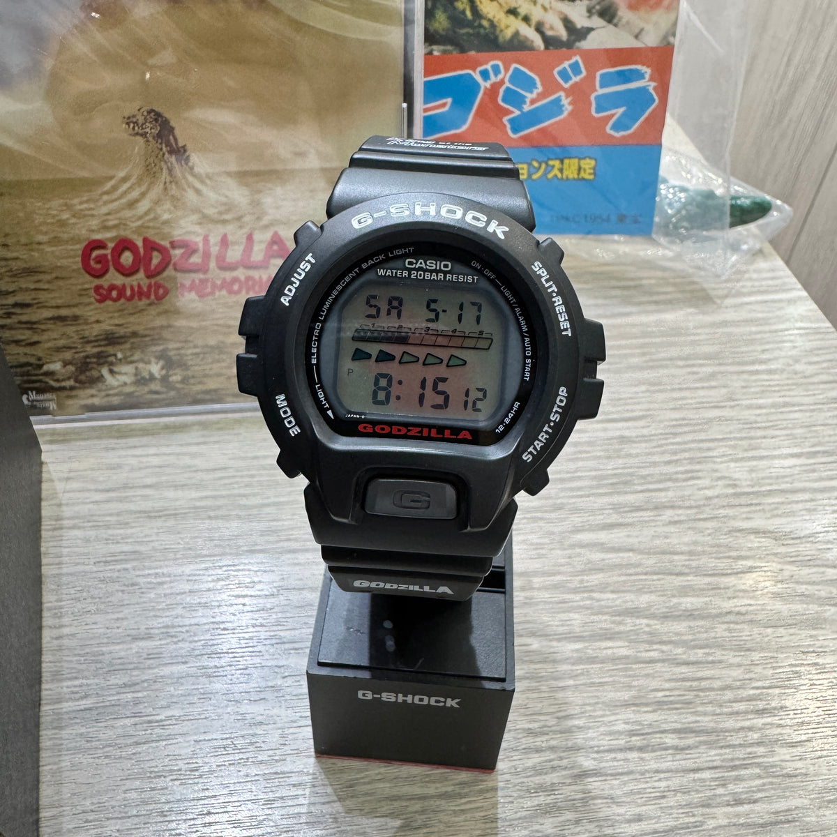 【美品】東宝 G-SHOCK ゴジラ DW-6600 GODZILLA s-l1200.jpg