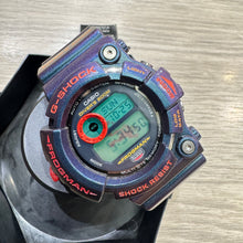 Load image into Gallery viewer, Casio G Shock 2001 Poison Frog "Snake Killer" Frogman SUPER RARE GW-201-6JF
