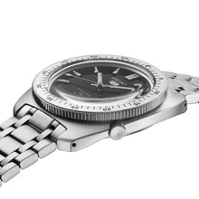 Load image into Gallery viewer, Seiko 5 Sports 2025 x &quot;Gene Kranz&quot; American aerospace engineer &amp; NASA Flight Director Limited Edition SRPL93K1