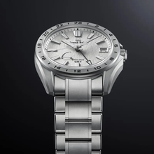 Load image into Gallery viewer, Grand Seiko Evolution 9 Collection &quot;Mistflake&quot; Spring Drive GMT Titanium Caliber 9R66 SBGE285