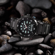 Load image into Gallery viewer, Seiko Prospex 2022 &quot;Commando Arnie&quot; Hybrid Solar Diver’s 40th Anniversary Limited Edition Caliber H855 SNJ037P1