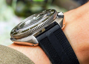 Seiko PROSPEX 2020 Vintage 6105 Diver's Watch Re-Craft SPB153J1 "CAPTAIN WILLARD"