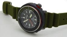 Load image into Gallery viewer, Seiko 2020 PROSPEX &quot;STREET SERIES&quot; (Green) Solar Power SNE547P1