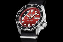Load image into Gallery viewer, Seiko 2020 x &quot;QUEEN&#39;s&quot; Guitarist &quot;BRIAN MAY&quot; Seiko 5 Sport Limited Edition SRPE83K1